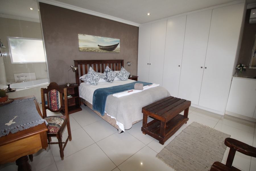 10 Bedroom Property for Sale in Dorchester Heights Eastern Cape